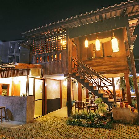Manon Hostel Τσιάνγκ Μάι Εξωτερικό φωτογραφία