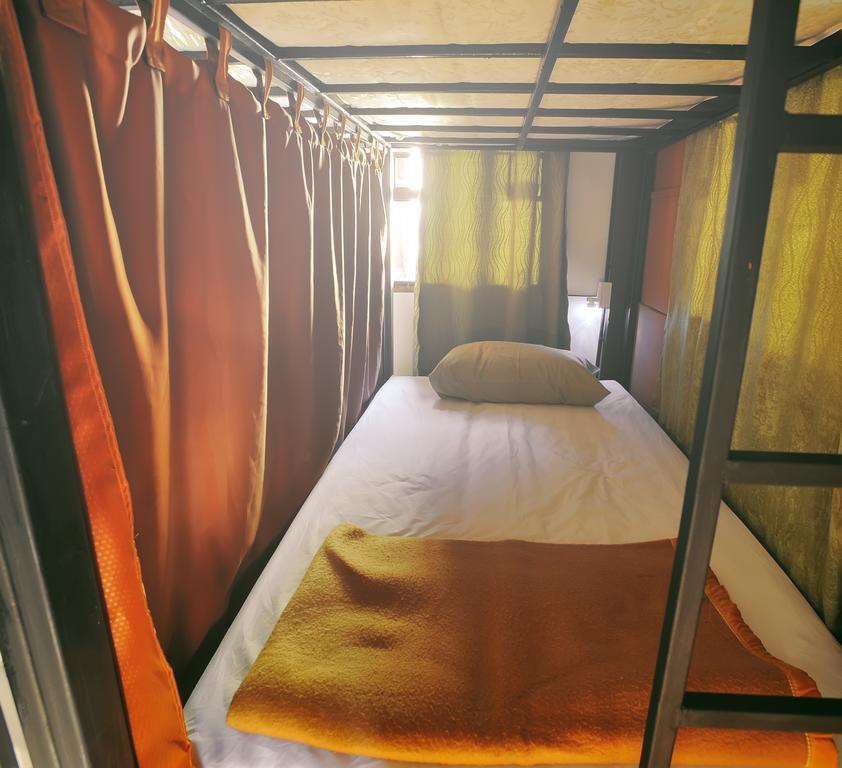 Manon Hostel Τσιάνγκ Μάι Δωμάτιο φωτογραφία