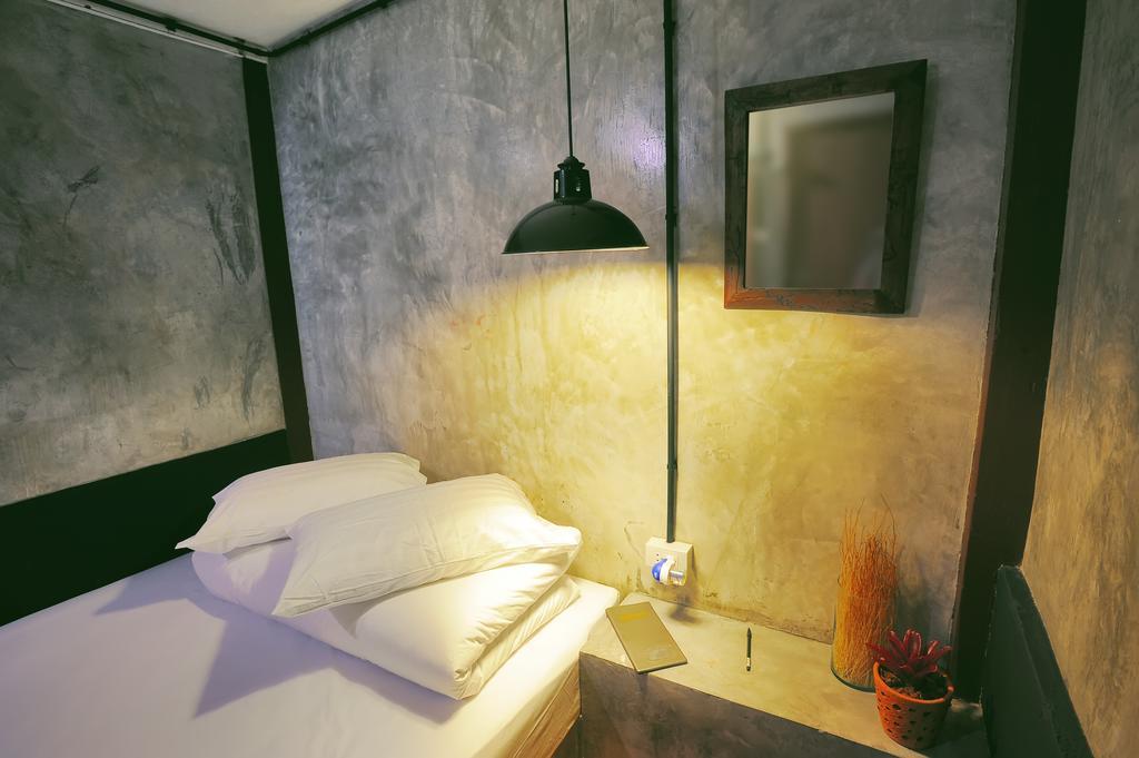 Manon Hostel Τσιάνγκ Μάι Δωμάτιο φωτογραφία