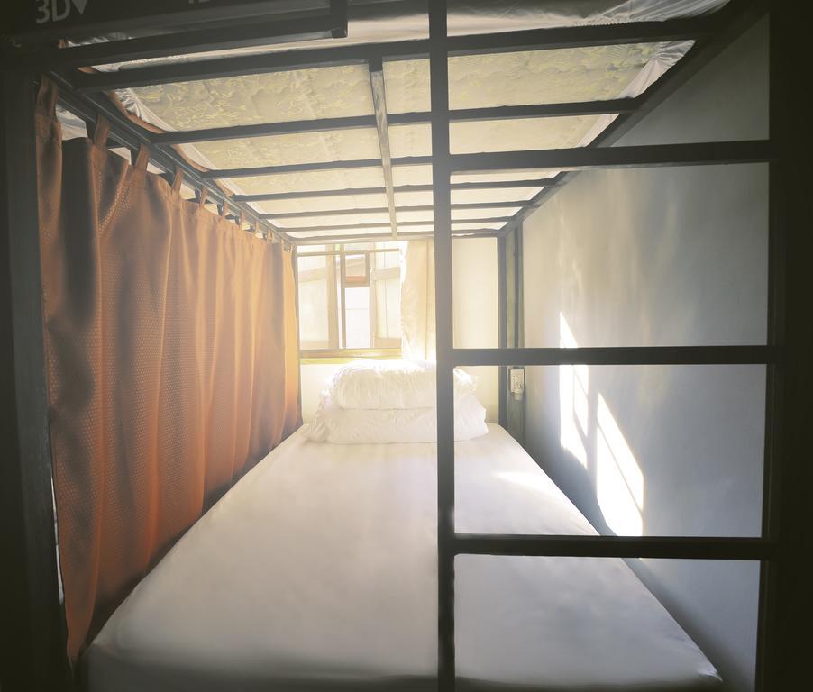 Manon Hostel Τσιάνγκ Μάι Δωμάτιο φωτογραφία