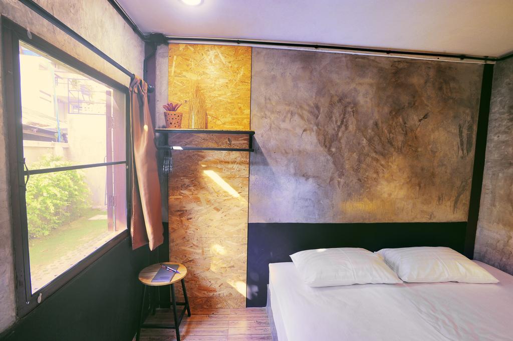 Manon Hostel Τσιάνγκ Μάι Δωμάτιο φωτογραφία