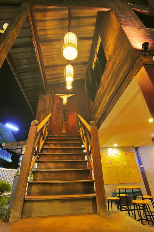 Manon Hostel Τσιάνγκ Μάι Δωμάτιο φωτογραφία
