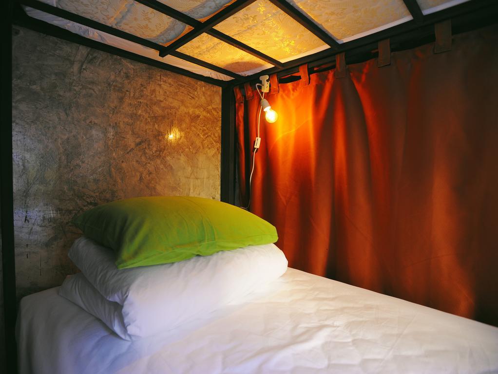 Manon Hostel Τσιάνγκ Μάι Δωμάτιο φωτογραφία